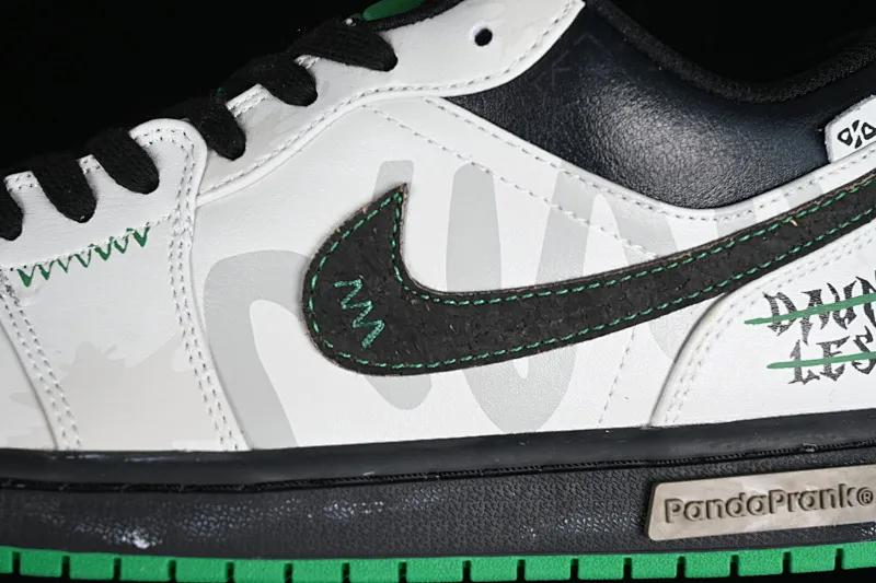 All categories Air Jordan Jordan series basketball shoes Air Jordan 1 Low High-end customization Low-top sneakers Air Jordan 1 Low AJ1 Joe 1 Panda Prank Pioneer Knights Pioneer Low-top retro basketball shoes 553558-065